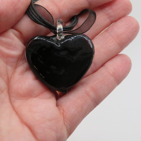 Murano Style Art Glass Heart Pendant Necklace Earrings Set - Picture 8 of 12